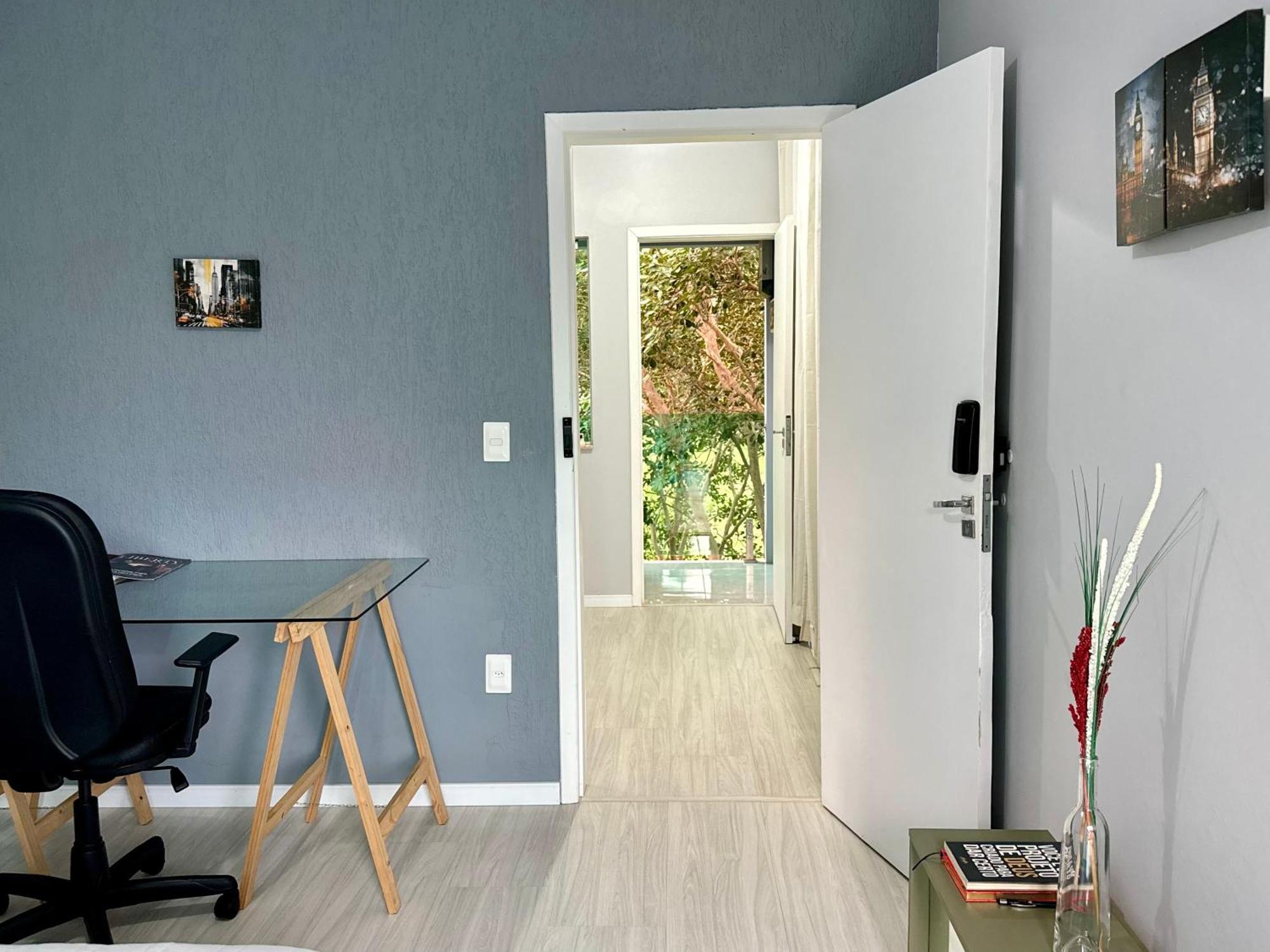 Quarto Confortavel Com Tv, Ar E Sacada Vista Jardim Florianópolis Exteriér fotografie